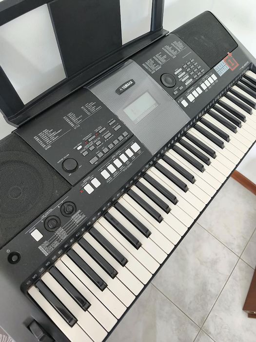 Teclado musical yamara