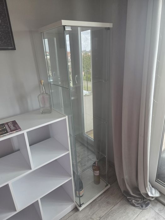 Witryna ikea detolf szklana