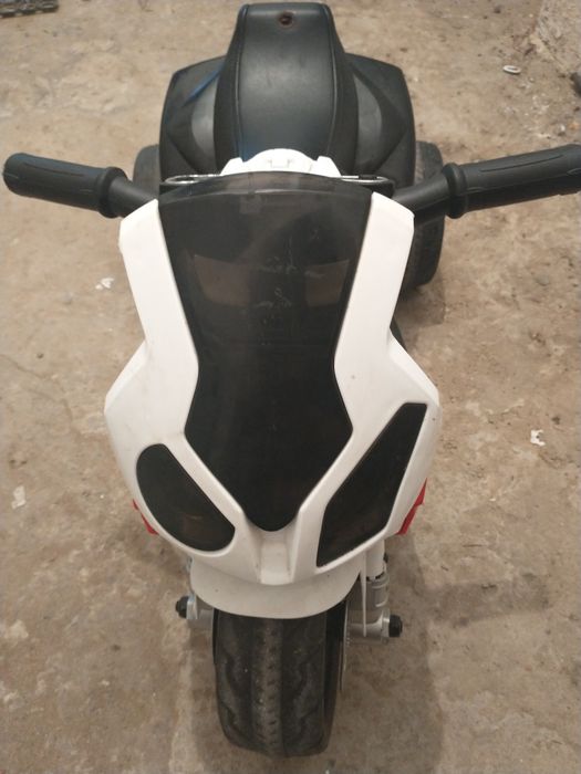 Motor 3 kołowy BMW na akumulator