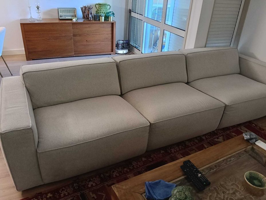 Sofá Modular (3 módulos Total : 3,20M) Marca Área - Estado Novo