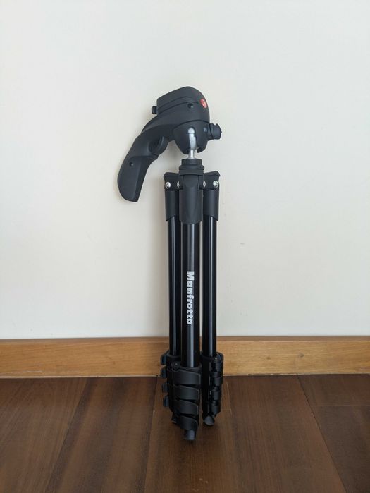 Tripé Manfrotto Compact Action Como Novo + Caixa Original