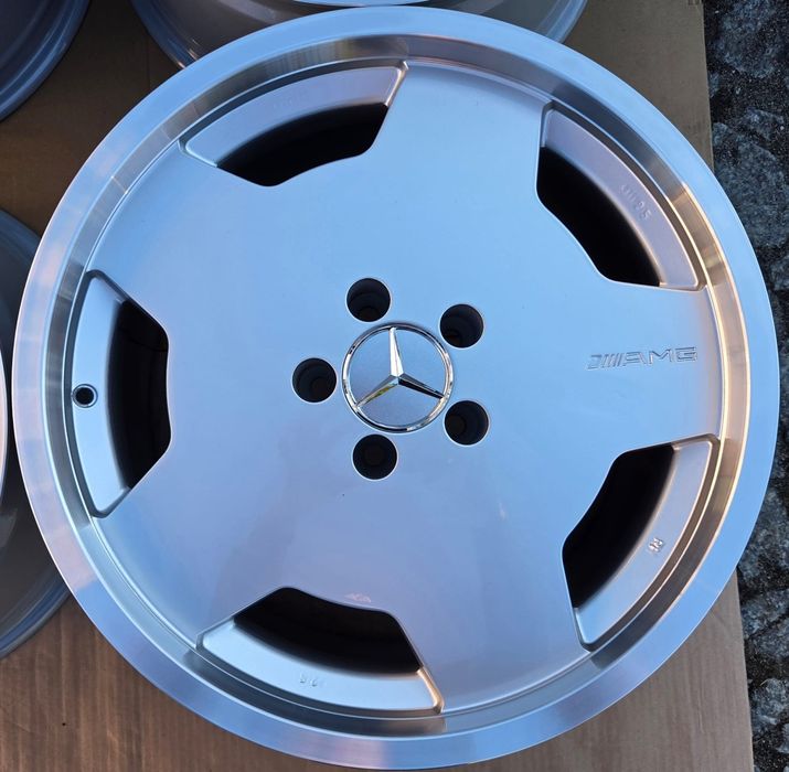 Felgi Mercedes Monoblock AMG 129 126 124 E500 8,5x18 ET25 5x112