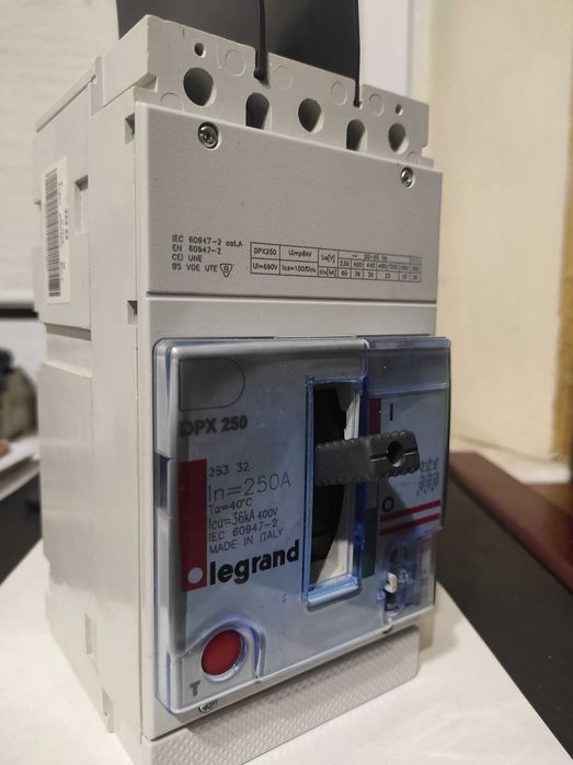 Авт. выкл, 3 ф. LEGRAND DPX 250А, Moeller LZM2-250A, Eaton BZMB2-A250