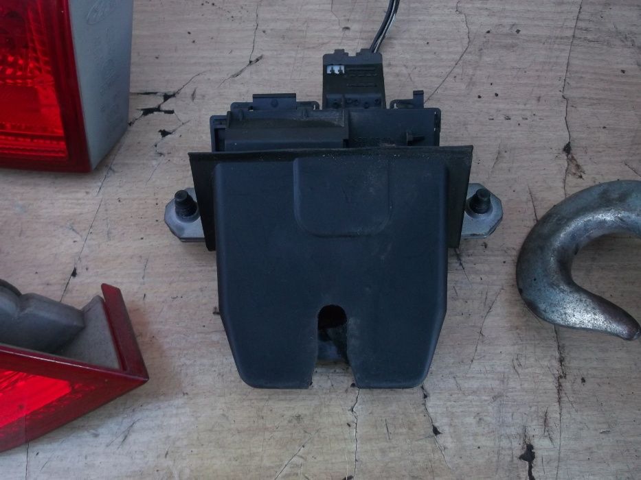 ford focus mk3 11 rok zamek klapa tył