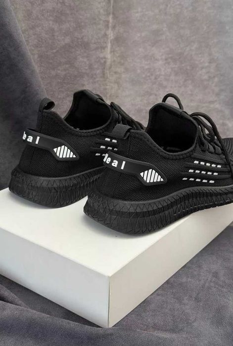 Кросівки чоловічі текстиль, колір чорно білий