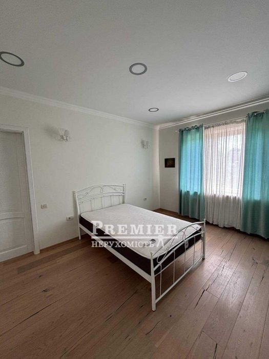 Шикарный дом 210 м² в средиземноморском стиле! Генератор, мебель, техника