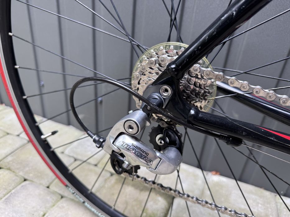 Шоссейний велосипед Specialized Allez A1 max резина Michelin