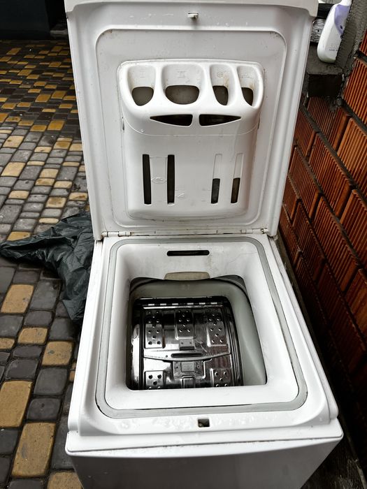 Продам стиральную  машинку б/у