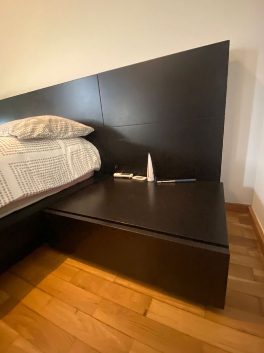 Cama de casal (200cm x 160cm)