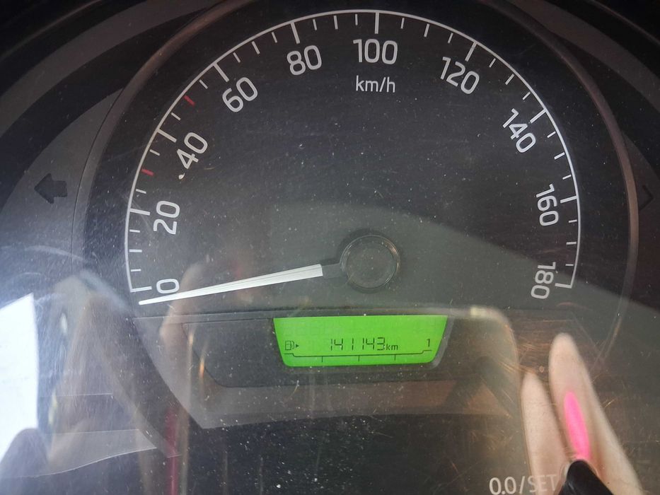 Vendo Skoda Citigo Active 2017 , 141 mil km, gasolina,  IUC e inspeção 2026 pagos. Não reservo!