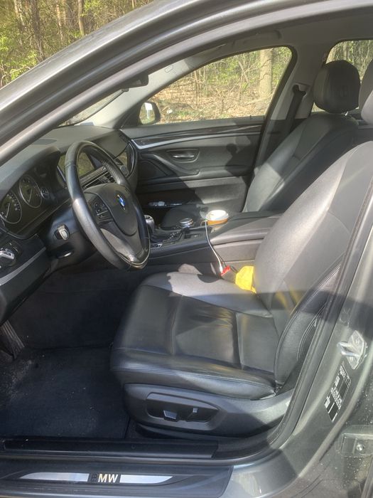 Продам БМВ 520d.