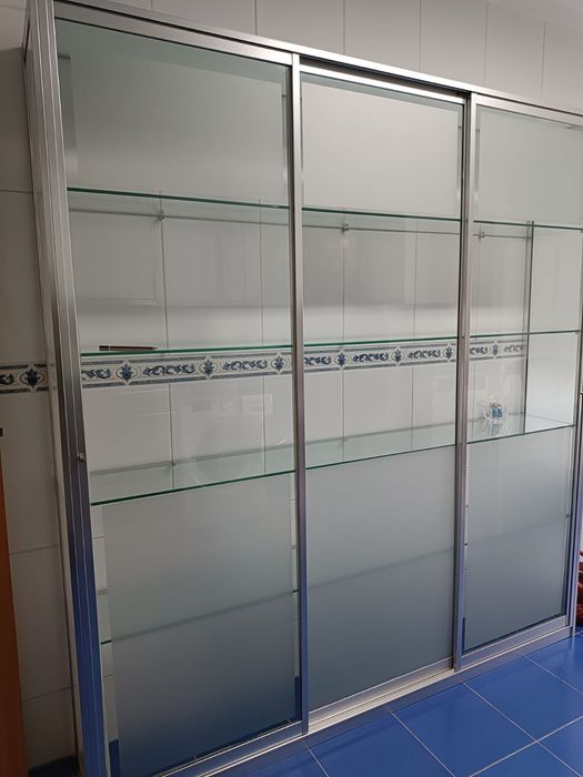 Armário cozinha vidro