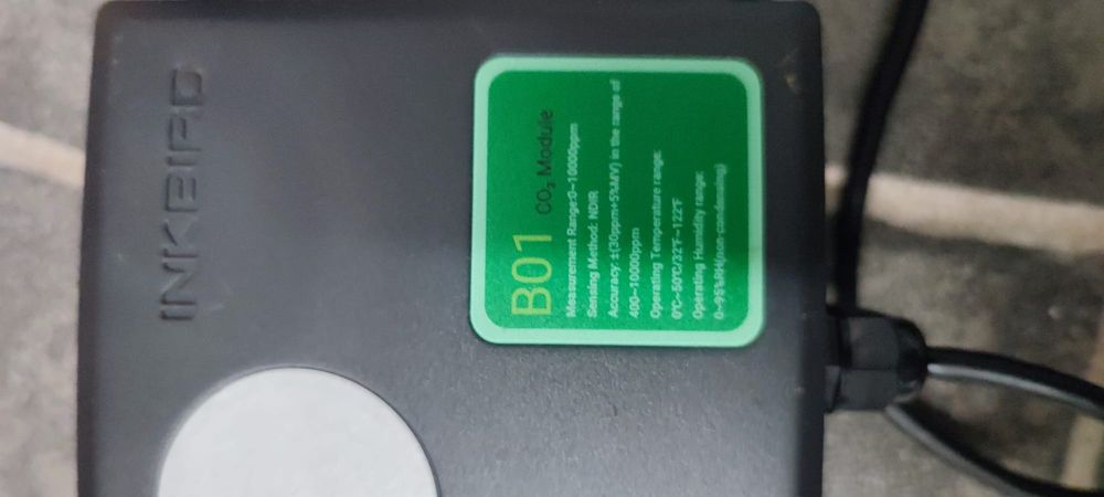 Controlador de CO2 Inkbird ICC-500T com Sensor NDIR B01 (Como Novo)
