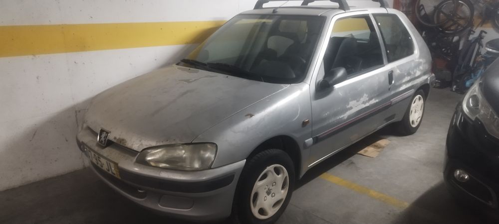 Peugeot 196 green 1.0