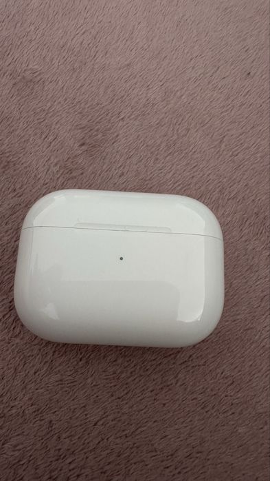 Etui ładujace Apple watch pro - pierwszej generacji
