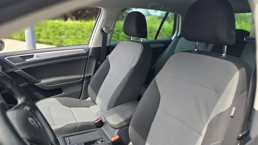 Volkswagen e-Golf (100% elétrico),