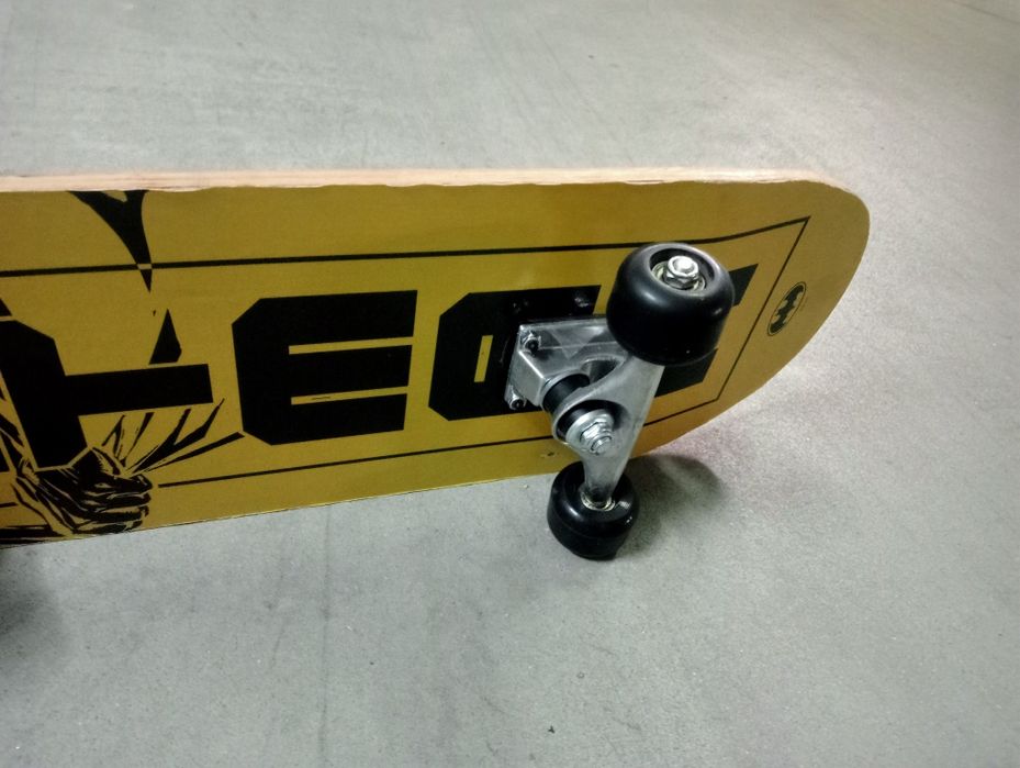 Skate praticamente novo