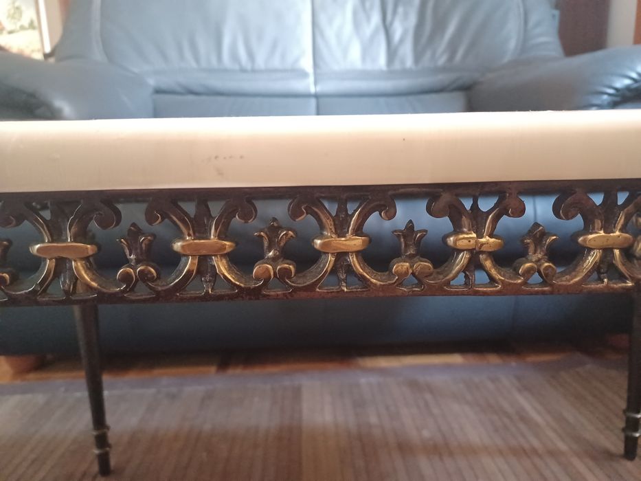 Mesa de apoio vintage em bronze