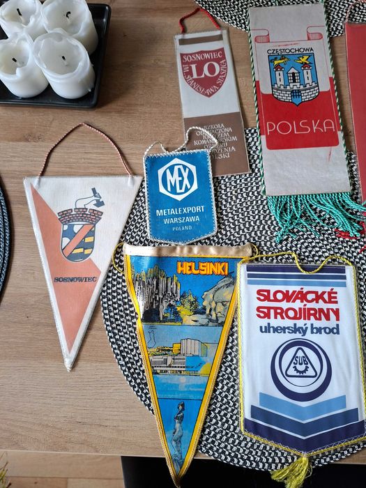 Proporczyki kolekcjonerskie 16 sztuk