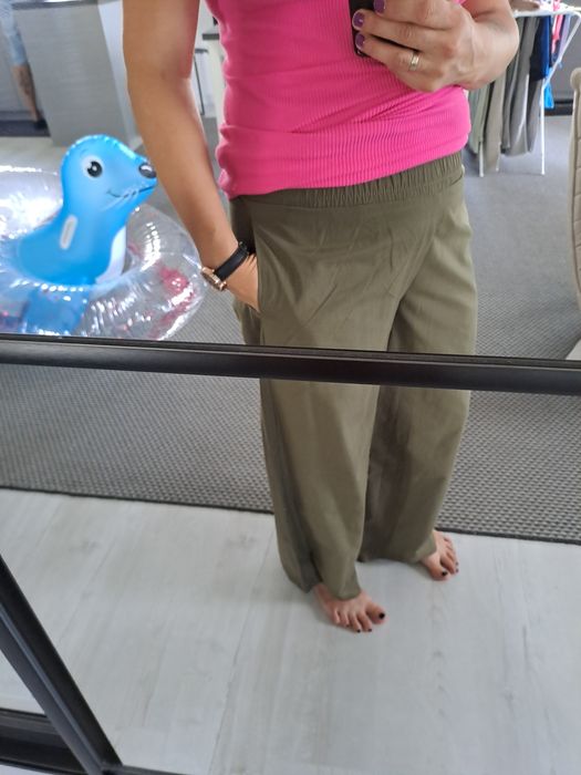 Szerokie spodnie r.38