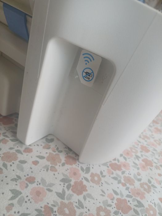 Impressora HP Deskjet 2720 (Multifunções - Jato de Tinta - Wi-Fi - Bluetooth)