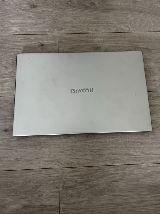 Huawei matebook d15 2022