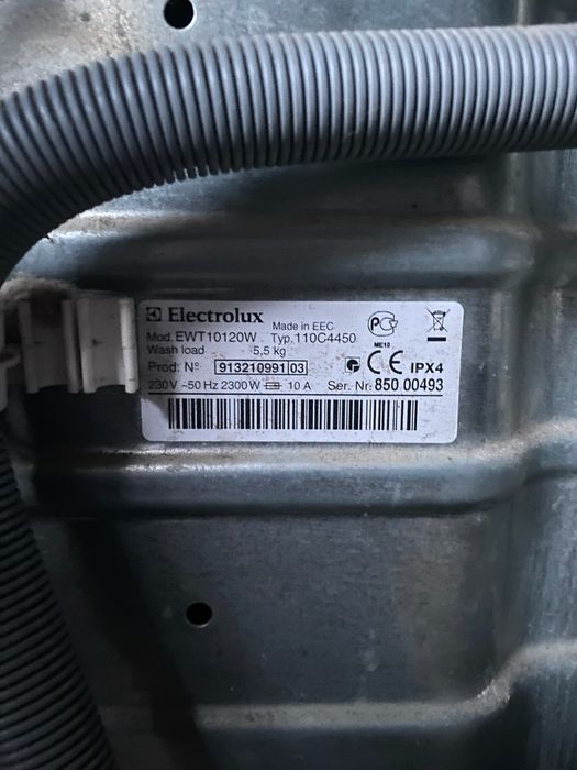 Пральна машина electrolux
