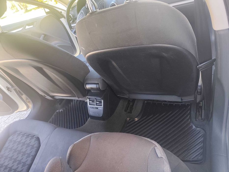 Audi A3 Sportback 1.6 TDI Ultra 110cv (2014) – Nacional – 1 Dono – Histórico Total na Audi