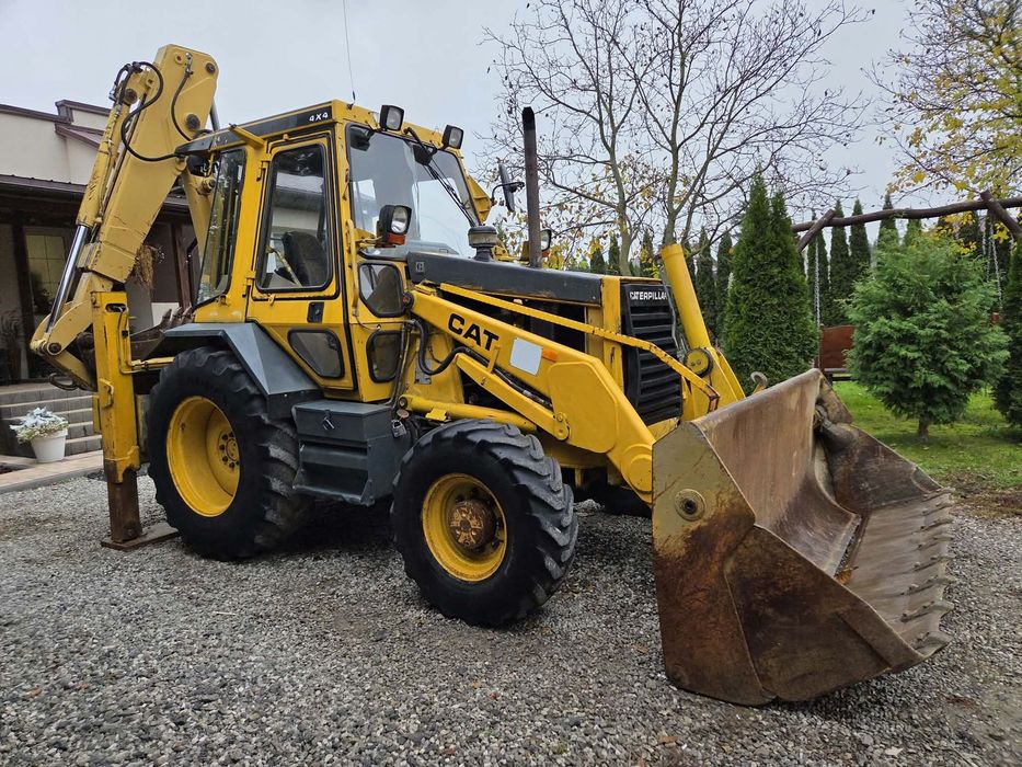 Caterpillar CAT 428B  4 x 4 /jeden właściciel/