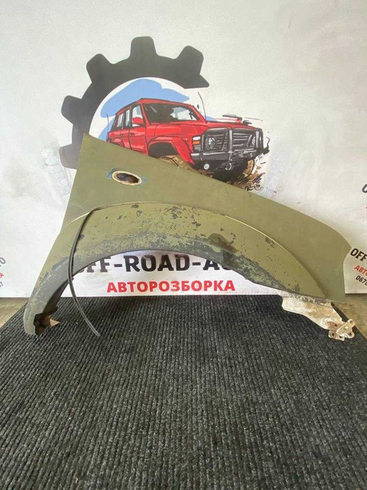 Передні крила Nissan Navara D22 NP300 нисан навара д22 нп300