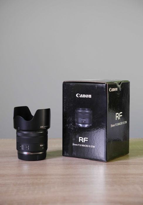 Canon RF 35 mm f/1.8 Macro IS STM + akcesoria