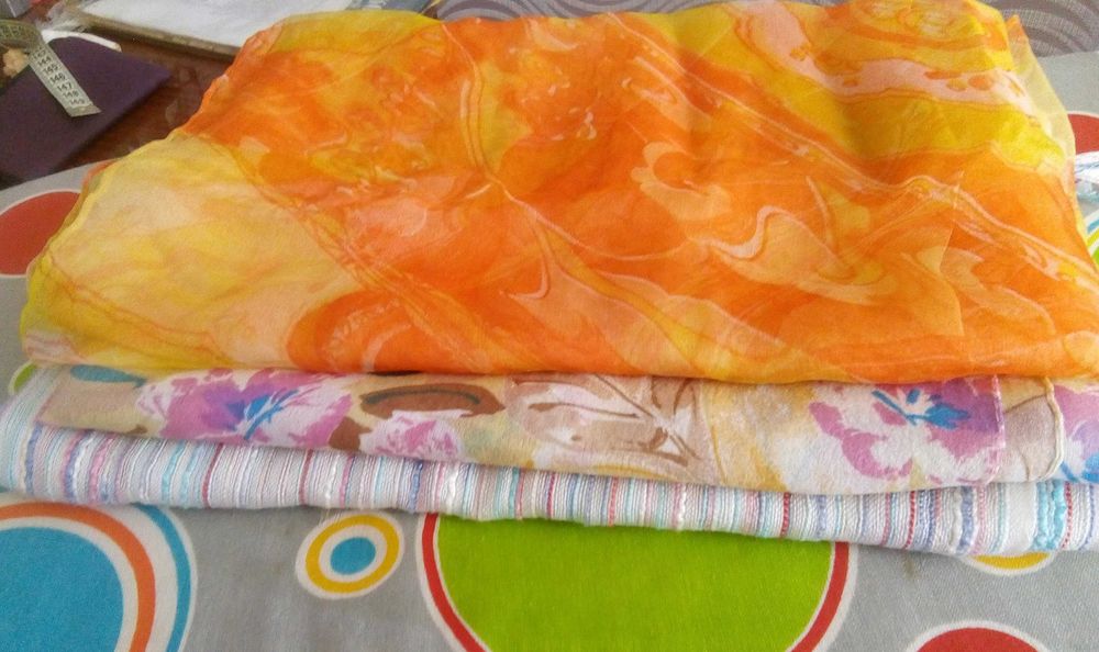 Продаю жен. шейные аксессуары (вискоза,шелк),о/с_от100грн.