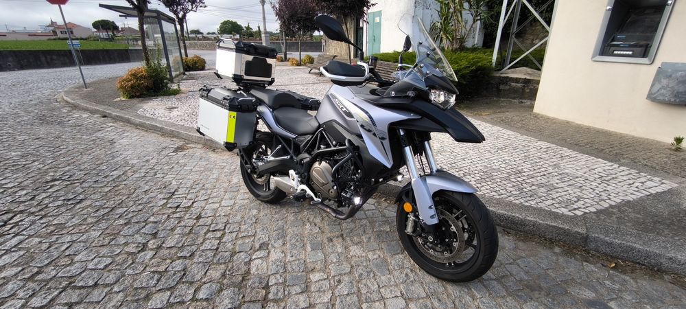Mota Qj 700 SRT 2025