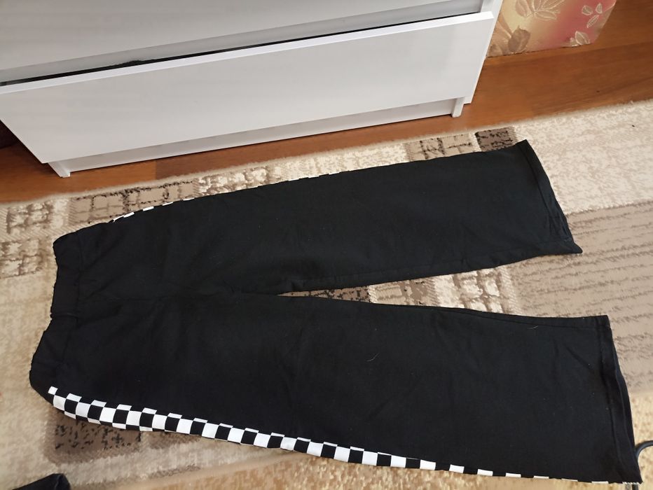 Продам штани для дівчинки