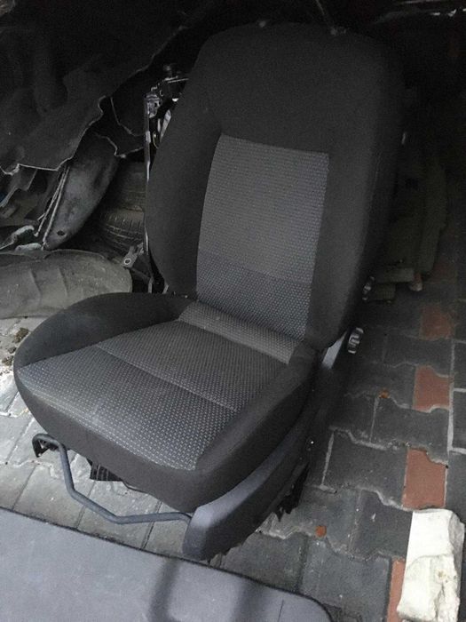 FORD MONDEO MK4  fotel Kierowcy  stan idealny