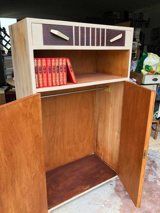 Guarda Fatos dos anos 70, remodelado.