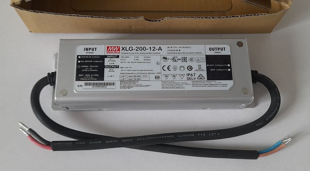 Блок питания, новый, Mean Well XLG-200-12-A