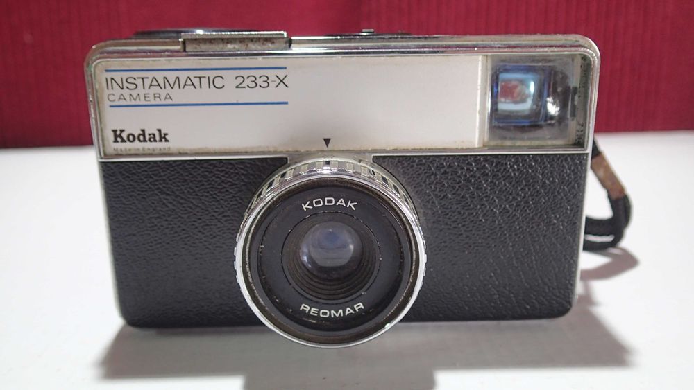 Máquina fotográfica Kodak instamatic 233-x camera