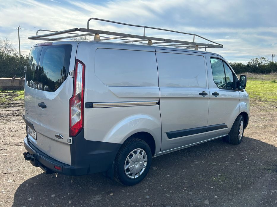 Ford Transit Custom 2016 com 110mil km IVA
