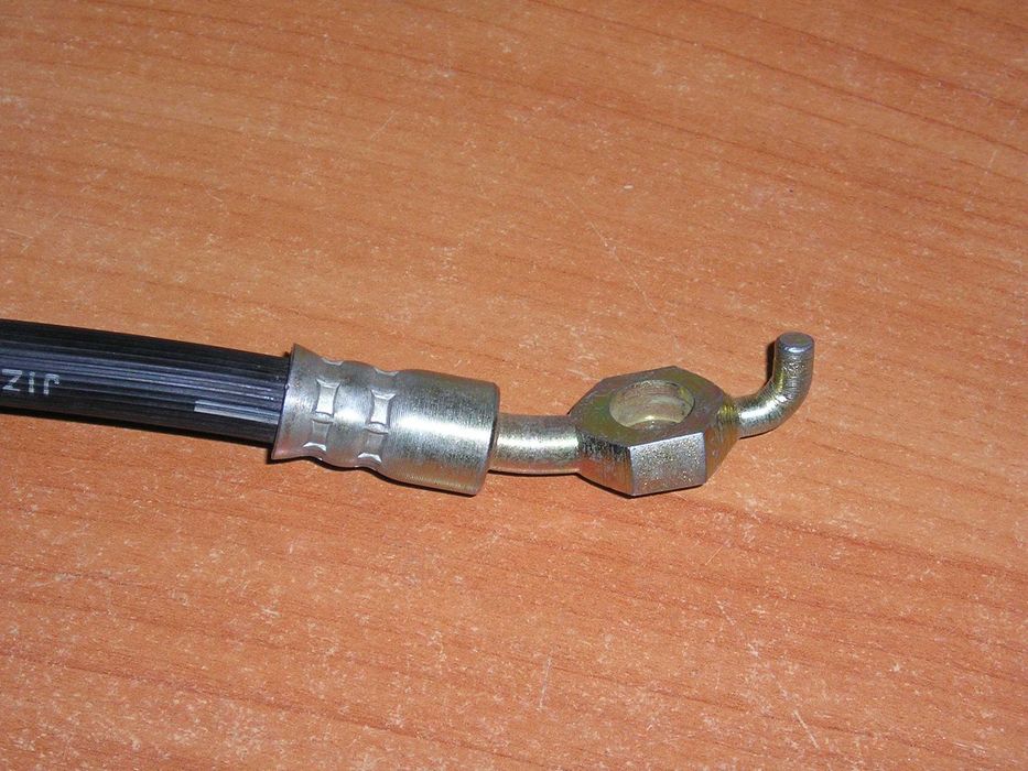 Тормозной шланг Toyota