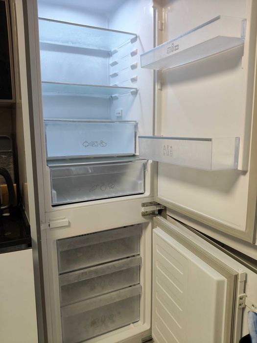 Frigorífico encastrado Teka