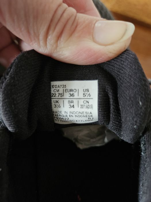 Asics r. 36 dziecięce buty sportowe