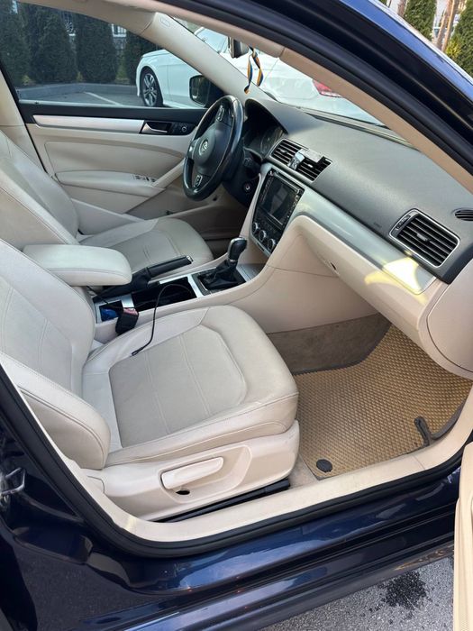 Volkswagen Passat 2012 2.5