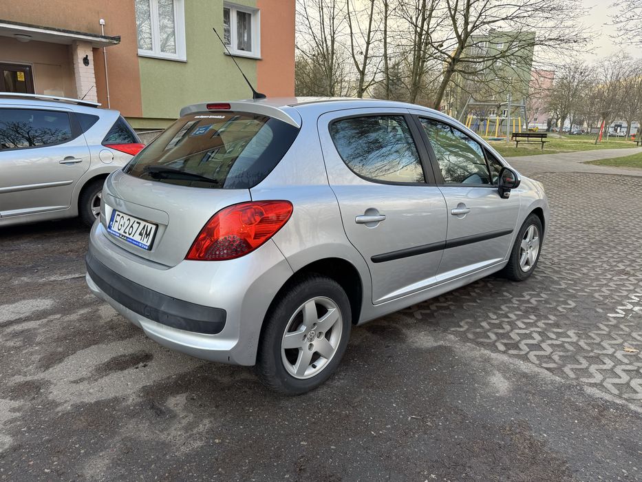 Peugeot 208 1.4 Benzyna