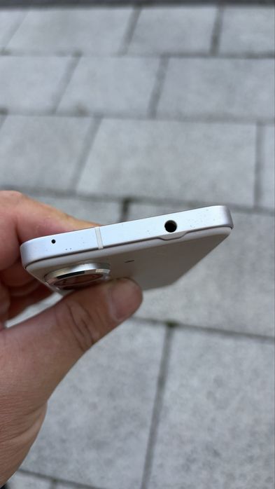 Ausus Zenphone 9 8/128GB