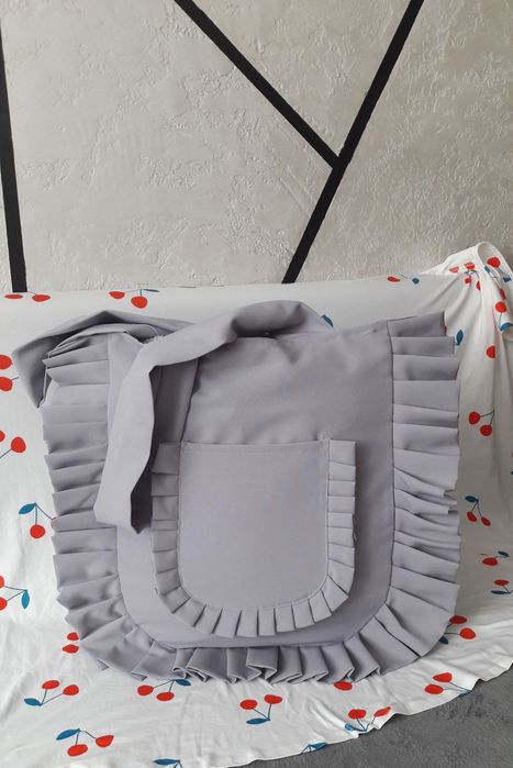 Nowa duża  torba z falbankami