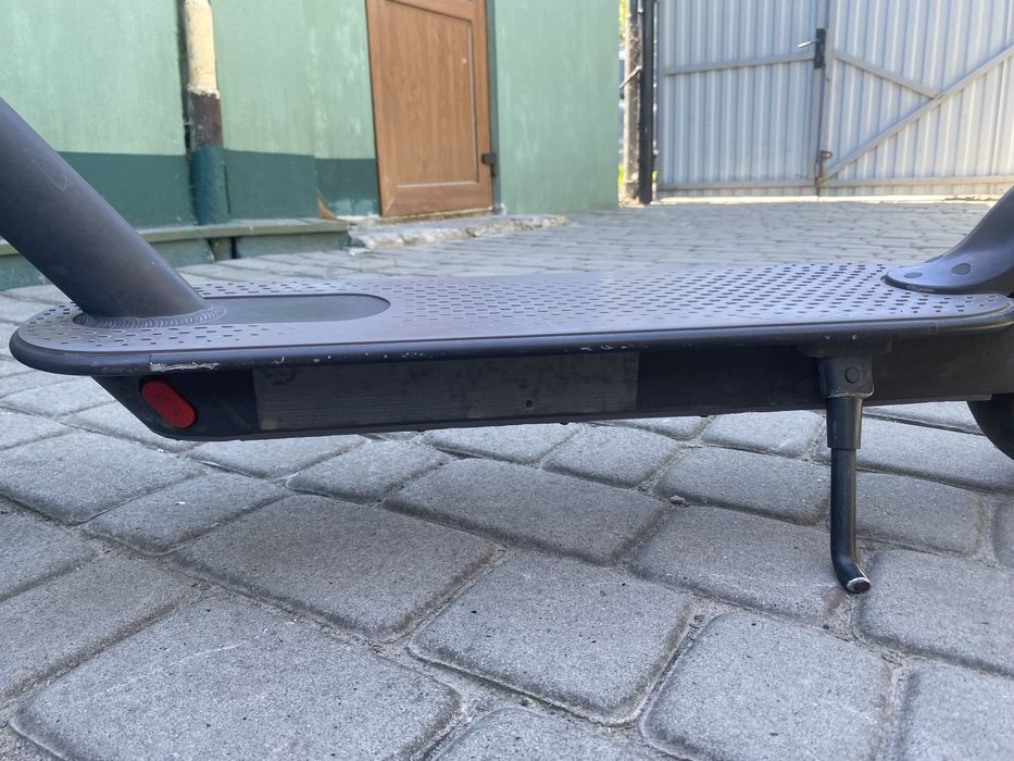 Продам електро самокат ксіомі