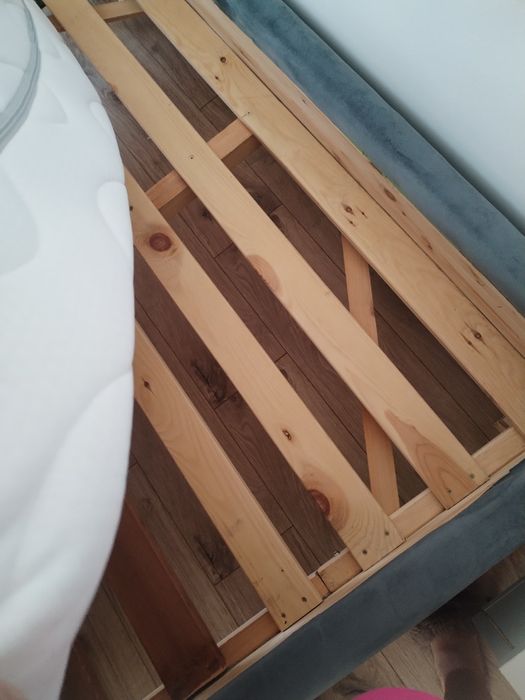 Materac + łóżko gratis