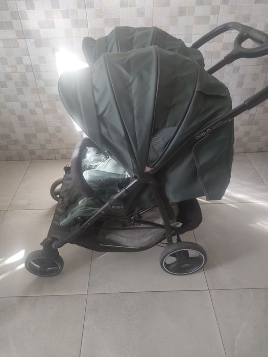 Sprzedam wózek spacerowy dla bliźniąt