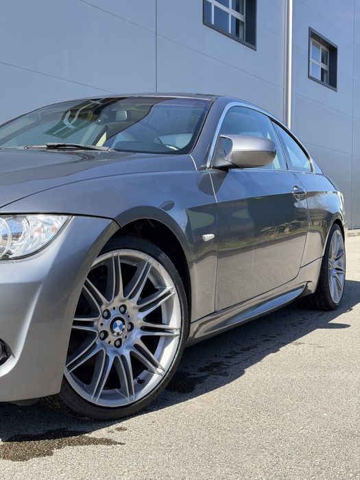 Bmw 320d coupe E92 LCI - Pack M - automatico - 4 pneus novos